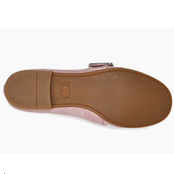 UGG Charlotte Loafer - Picture 6 of 6